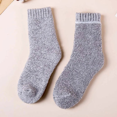 Retro Woolies | Luxurious Wool Socks for Warmth and Comfort