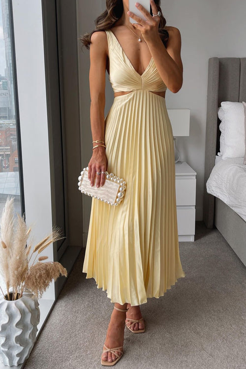 Lara - Elegant Sleeveless Dress