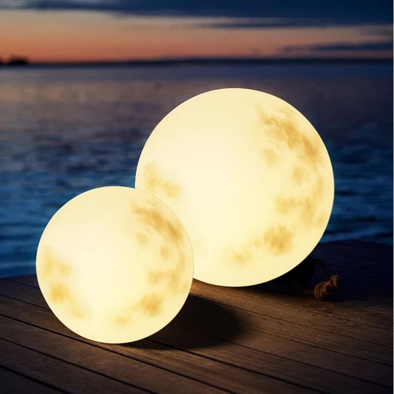 Garden Moonlamp | Garden lamp in the shape of a moon!