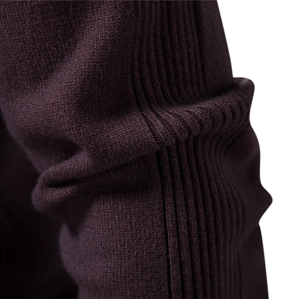 Johan Pullover | Stylish Fitted Turtleneck Sweater for Men