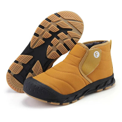 ArcticHug Snow Boots | The Ultimate Winter Footwear for Outdoor Comfort