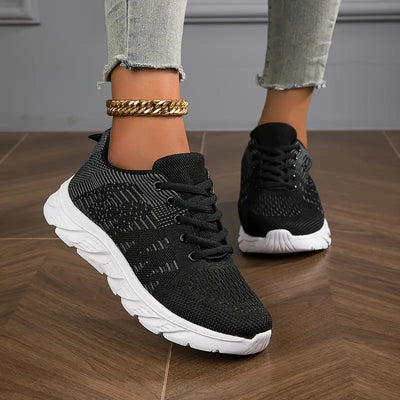 Relaxed and Stylish Sneakers - Breathable Comfort & Support