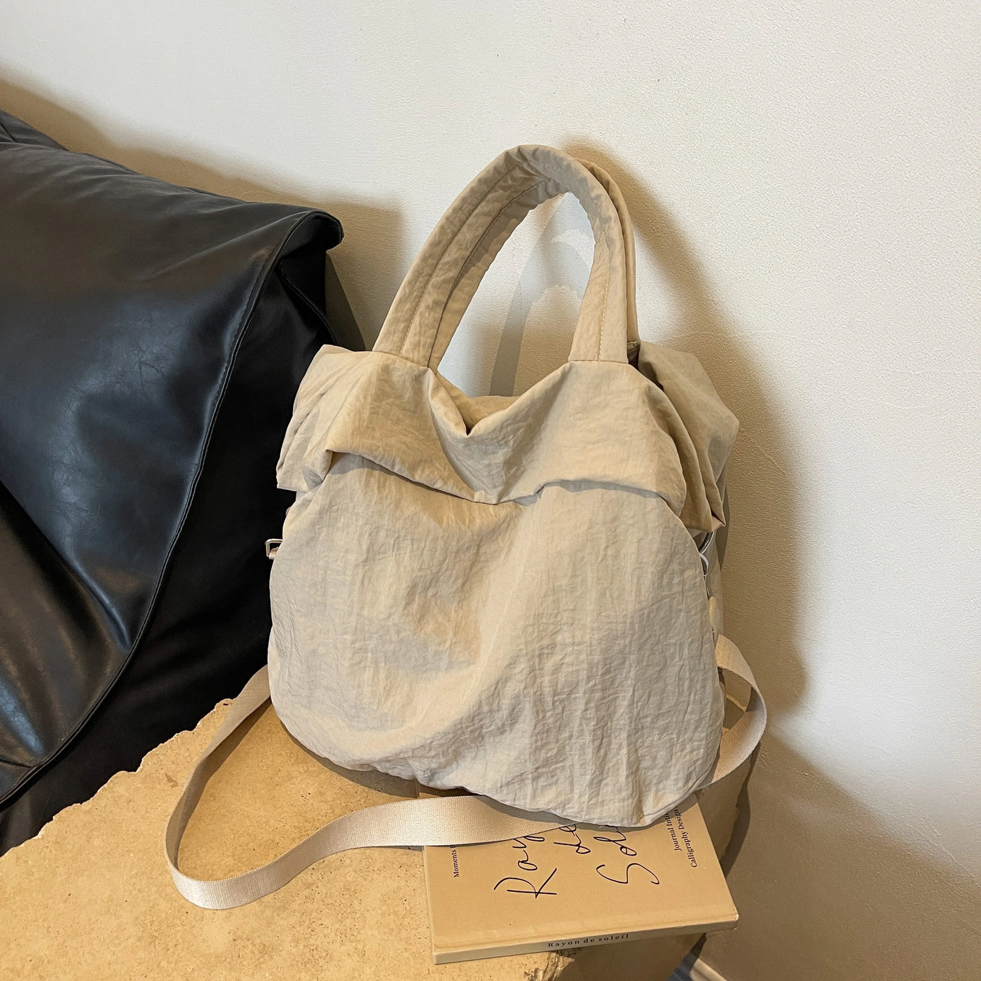 Simple Fashionable Women Bag