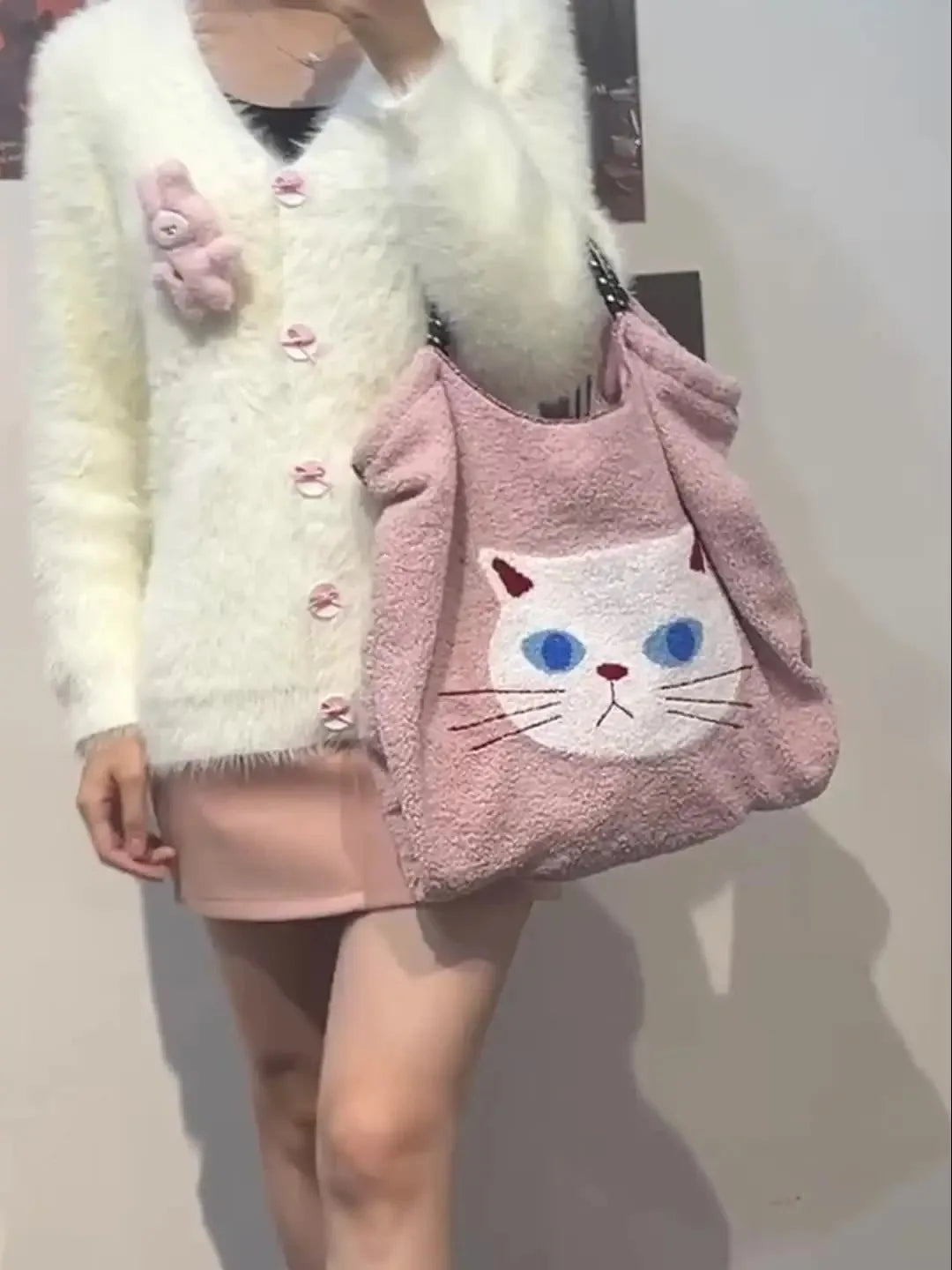 Purr-Fect Bag - Your new favorite companion!