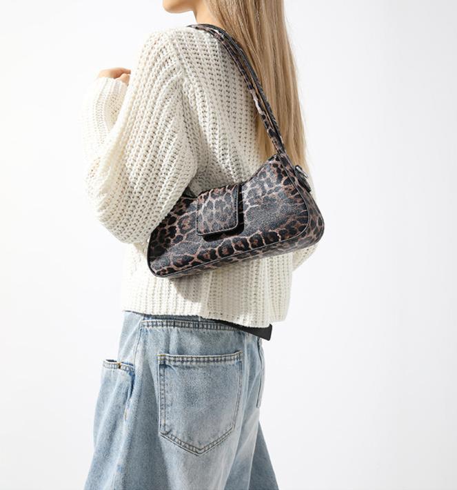 Mayar™ Leopard Print Shoulder Bag