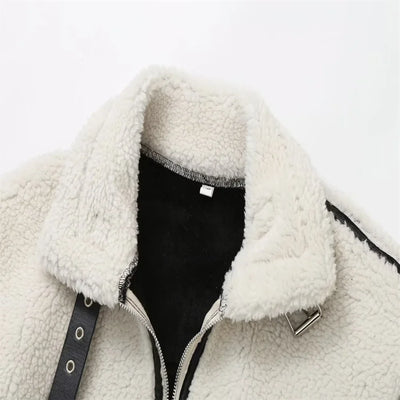 Warm Sherpa Jacket with Contrasting Details – Women's Cozy Winter Coat