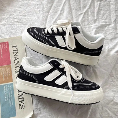 Retro Canvas Sneakers for Women - Vintage Low-Top Sneakers