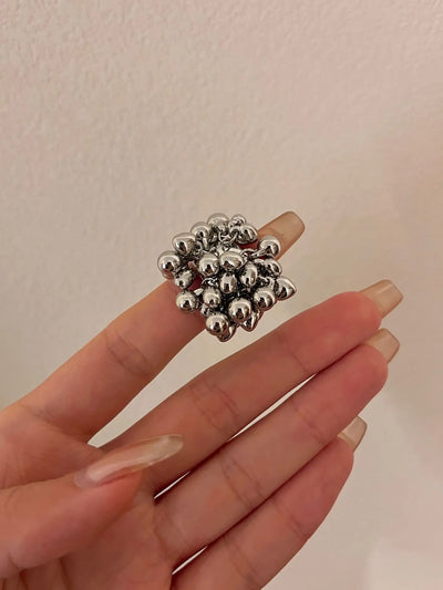 Vintage Metal Beads Open Ring – Bold Fashion for Modern Women