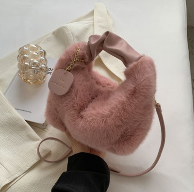 Fluffy Handbag | The Bag You’ll Want to Cuddle