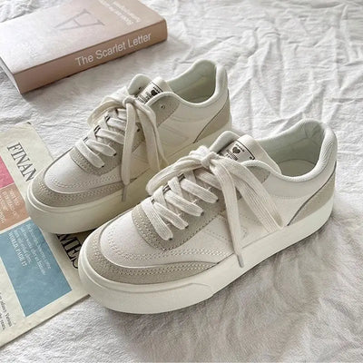 Retro Canvas Sneakers for Women - Vintage Low-Top Sneakers