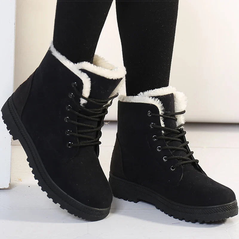 Women's Winter Boots - Warm Fleece-Lined Ankle Boots with Lace-Up Closur