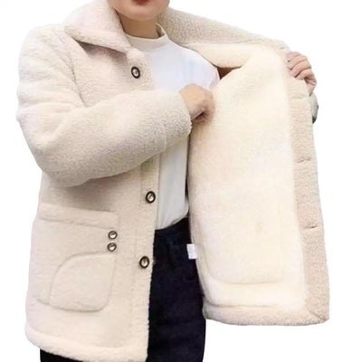 Cozy Fleece Jacket with Storage Pockets – Women's Warm Outdoor Jacket