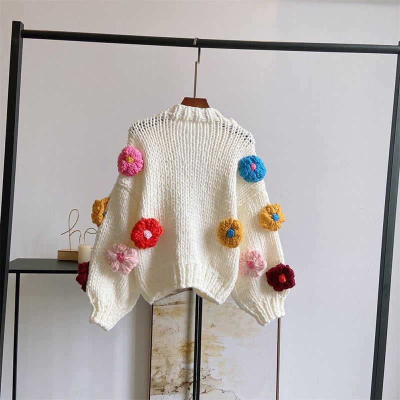 Chunky Daisy Cropped Cardigan - Make A Statement This Summer!