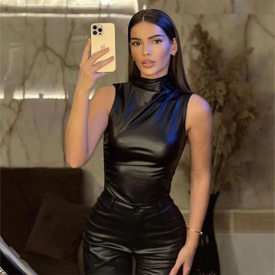 Donna Faux Leather Top – Sleek, Chic, and Perfect for Any Occasion