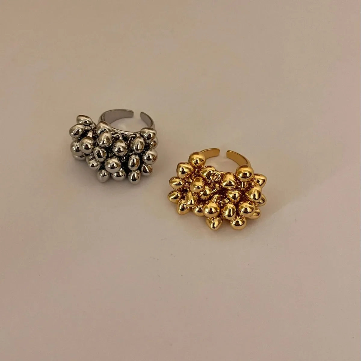 Vintage Metal Beads Open Ring – Bold Fashion for Modern Women