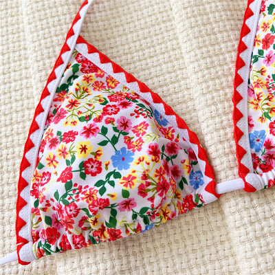 Floral Bikini - Feel confident and stylish with every splash!