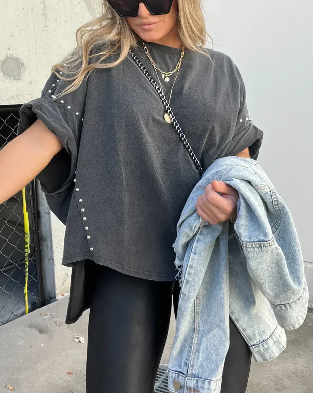 Esmée Oversized T-Shirt with Studs – Trendy and Comfortable