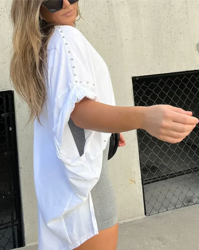 Esmée Oversized T-Shirt with Studs – Trendy and Comfortable