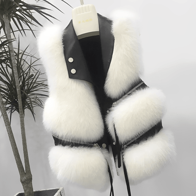 Bontique Breeze – Faux Fur Bodywarmer for Luxurious Warmth and Style