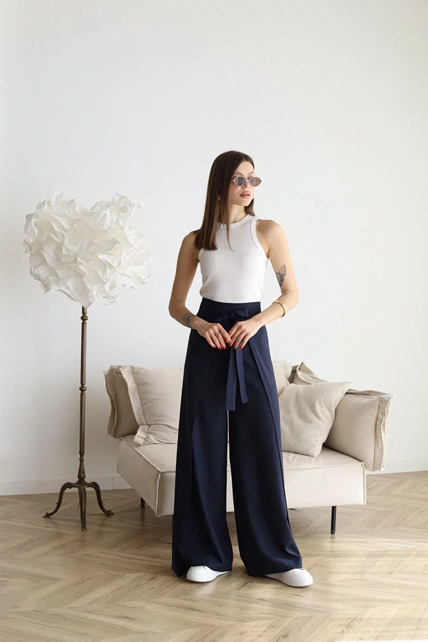 Rosetta Elegant Linen Crops