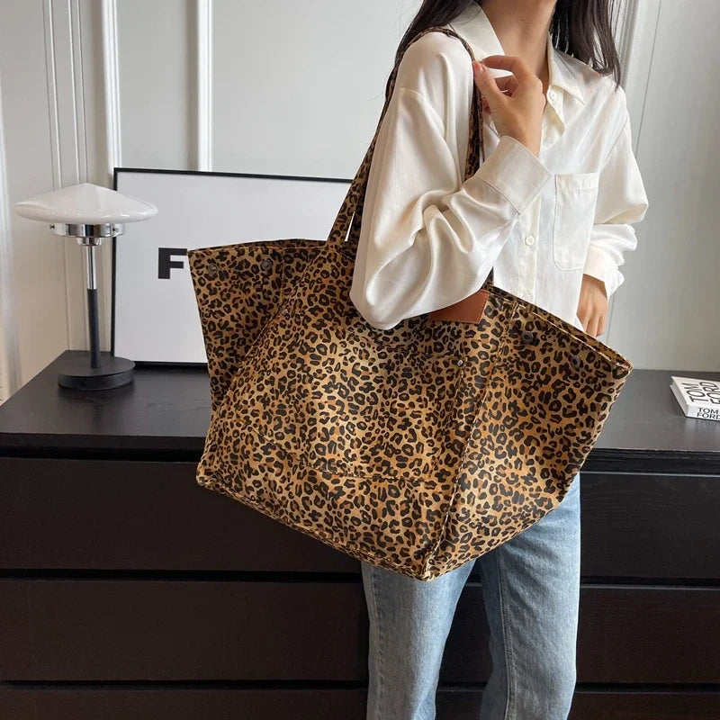 Trendy Elegant Women Tote Bag