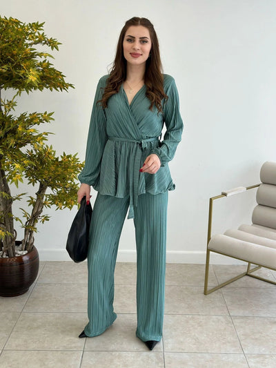 Luxe Linen Ensemble