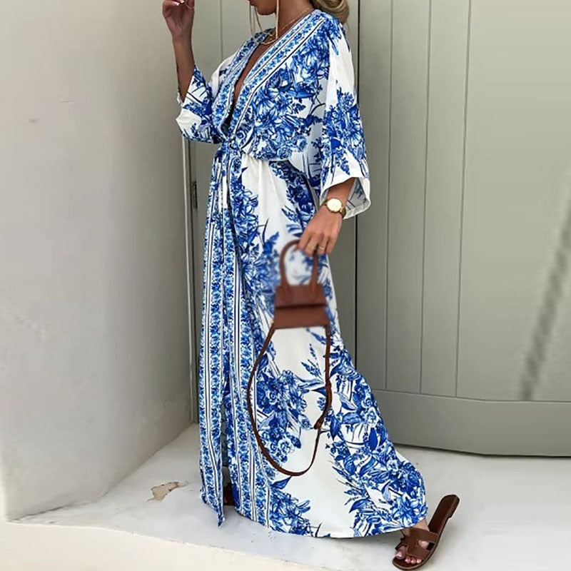 Elegant Maxi Dress with Flared Sleeves