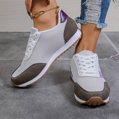 Elegance Steps Sneakers