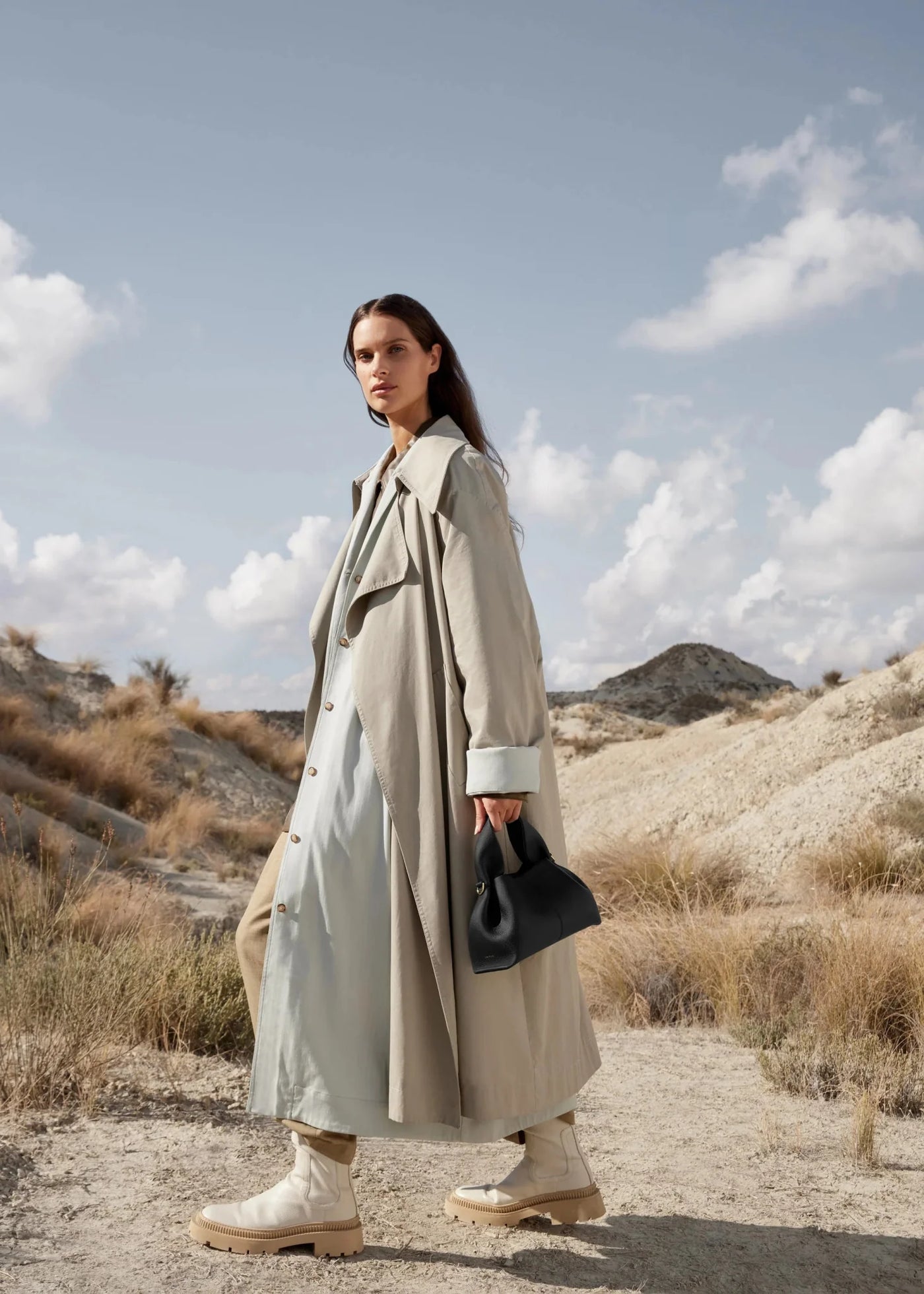 Numéro Neuf – Chic and Contemporary Bag for Effortless Elegance