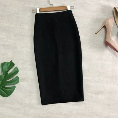 ClubSkirt™ Women's Classic Pencil Skirt – Timeless Elegance